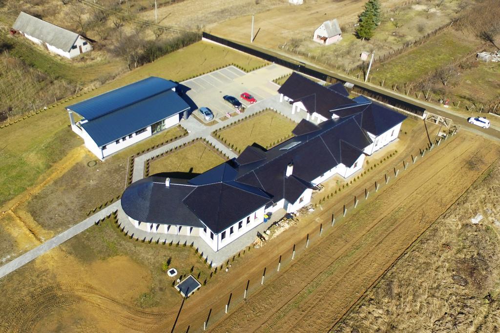 Bocskai Domb Vendeghaz Hotel Nagykallo Bagian luar foto