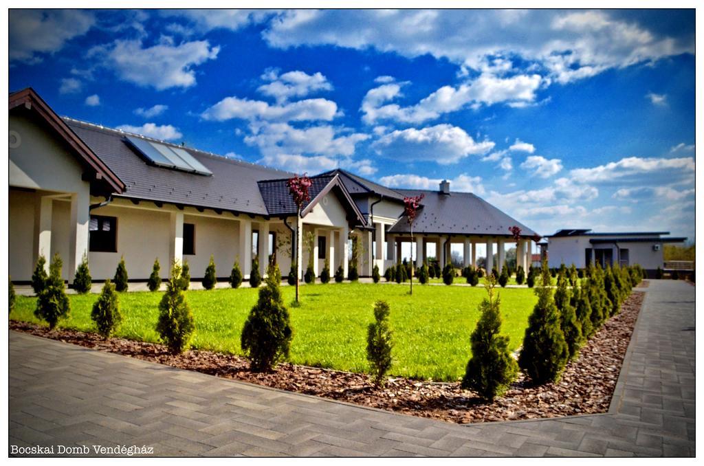 Bocskai Domb Vendeghaz Hotel Nagykallo Bagian luar foto